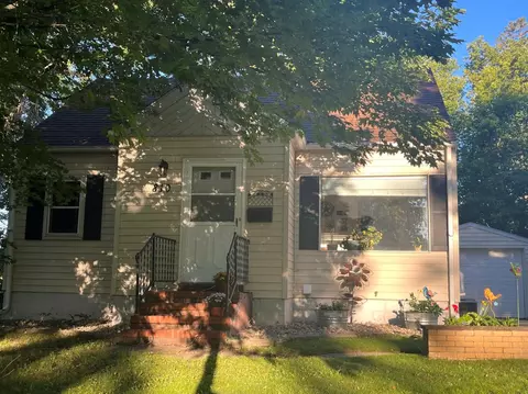 810 West Ave, Detroit Lakes, MN 56501