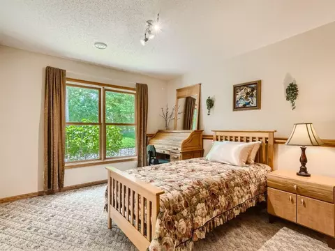 11013 Seven Pines Ln, Champlin, MN 55316 photo 19