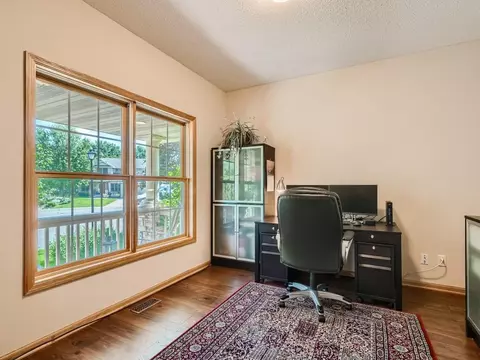 11013 Seven Pines Ln, Champlin, MN 55316 photo 6