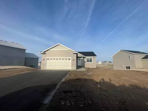 1005 Nicole Ave, Clearwater, MN 55320