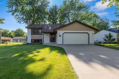 9762 Quincy St NE, Blaine, MN 55434