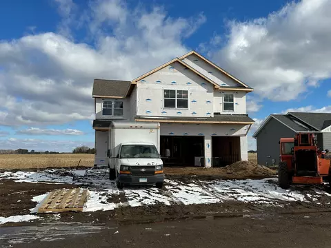 562 Elm St N, Kimball, MN 55353