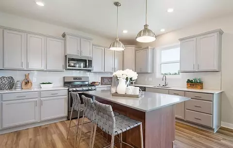 7433 Forest Ln, Lino Lakes, MN 55038