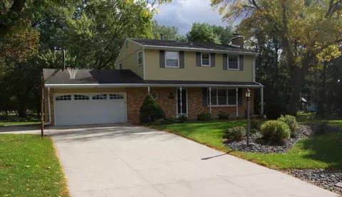 5131 Westmill Rd, Minnetonka, MN 55345
