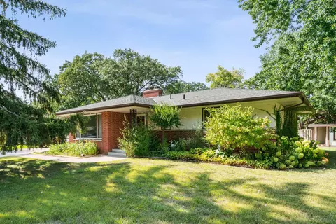 147 Craig Way NE, Fridley, MN 55432