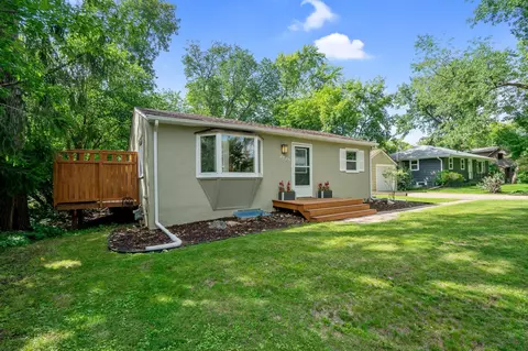 2725 Magnolia Ln N, Plymouth, MN 55441