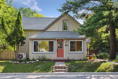 420 2nd St N, Delano, MN 55328