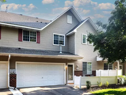 13881 Erwin Ct, Eden Prairie, MN 55344