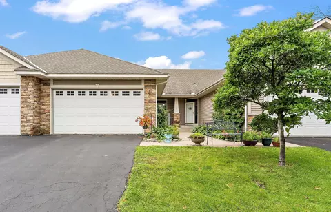 190 Thompson Ave E, West Saint Paul, MN 55118