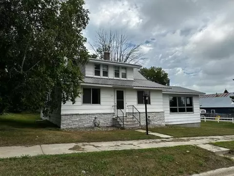 214 State St NW, Evansville, MN 56326