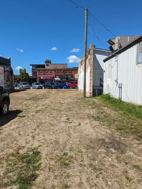 141 1st Ave S, Perham, MN 56573 photo 2