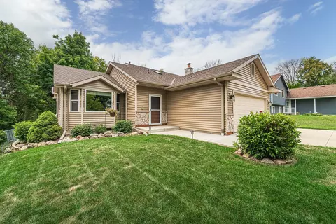 5055 W 145th St, Savage, MN 55378