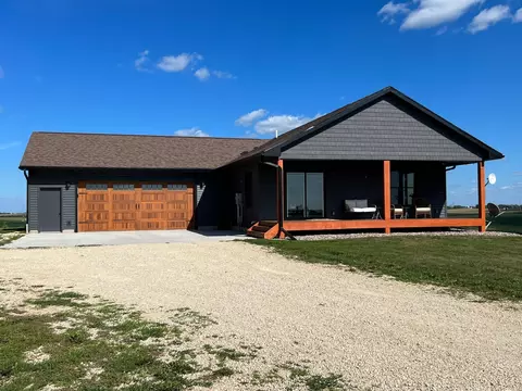 24182 County Road 115, Saint Charles, MN 55972