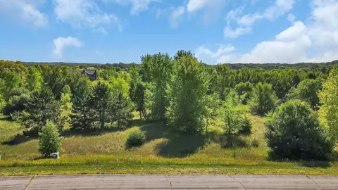 20704 Vienna Dr, Saint Augusta, MN 55320