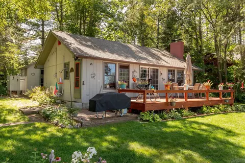 63 Mayflower Trl NE, Outing, MN 56662