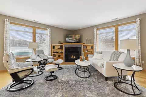 12501 Nicollet Ave #327, Burnsville, MN 55337