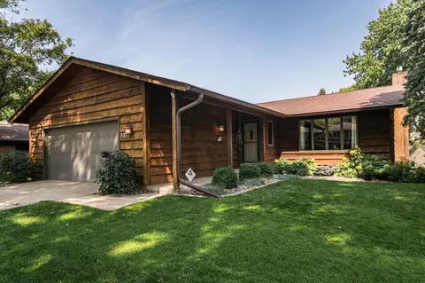 1417 Northern Heights Dr NE, Rochester, MN 55906