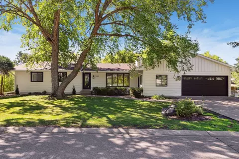 5705 Hawkes Ter, Edina, MN 55436