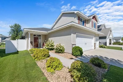 21147 Cambridge Way, Farmington, MN 55024