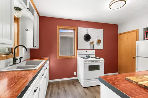 1704 8th Ave S, Saint Cloud, MN 56301 photo 9