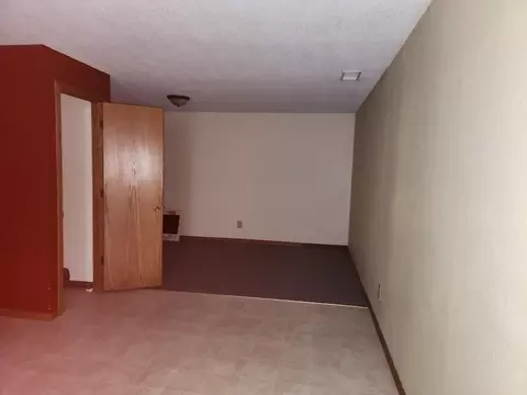 629 Plum Ave, Windom, MN 56101 photo 28