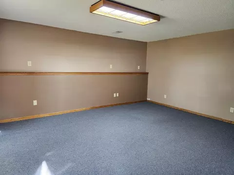 629 Plum Ave, Windom, MN 56101 photo 37