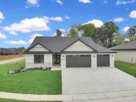 3264 Coneflower Ln SW, Rochester, MN 55902