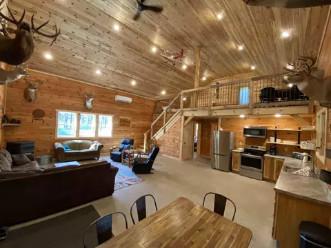 19199 360th St, Menahga, MN 56464