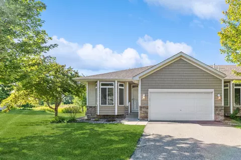 2204 Liberty Ln, Eagan, MN 55122