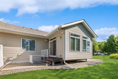 2204 Liberty Ln, Eagan, MN 55122 photo 22
