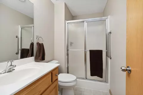 2204 Liberty Ln, Eagan, MN 55122 photo 19