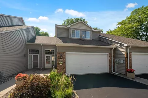 2473 Lockwood Dr #53, Mendota Heights, MN 55120