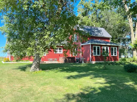 13435 610th Ave, Alden, MN 56009