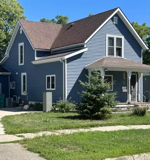 515 4th Ave SE, Waseca, MN 56093
