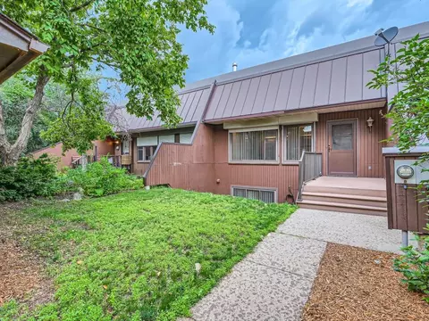 2405 S 9th St, Minneapolis, MN 55406