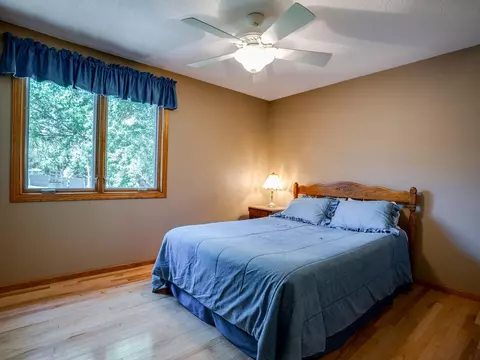 1400 W 107th St, Bloomington, MN 55431 photo 30