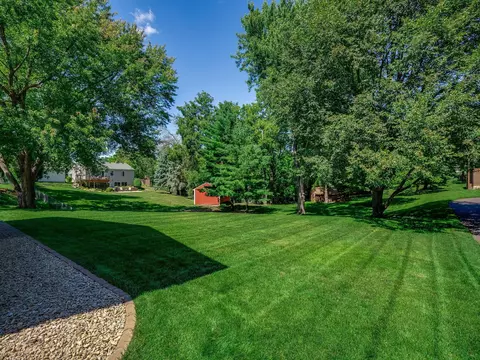 1400 W 107th St, Bloomington, MN 55431 photo 7