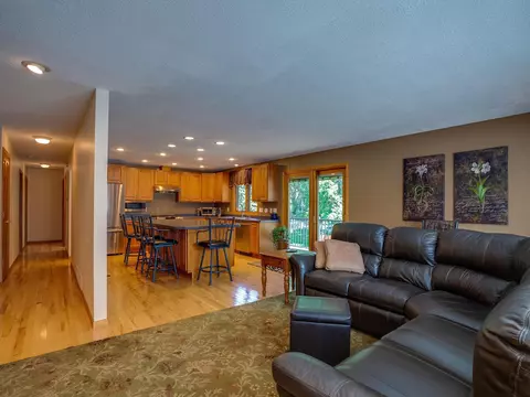 1400 W 107th St, Bloomington, MN 55431 photo 21