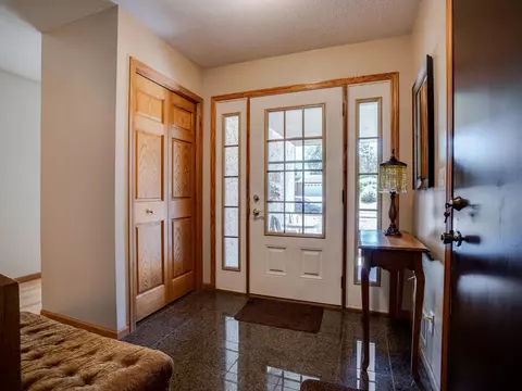 1400 W 107th St, Bloomington, MN 55431 photo 14