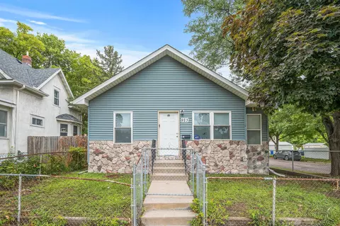 923 Saint Anthony Ave, Saint Paul, MN 55104