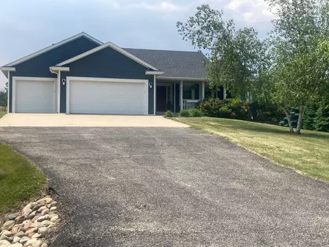 61519 248th Ave, Mantorville, MN 55955