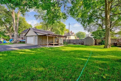 521 8th St NW, Faribault, MN 55021 photo 9