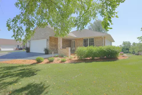 1008 Fairway Blvd, Howard Lake, MN 55349