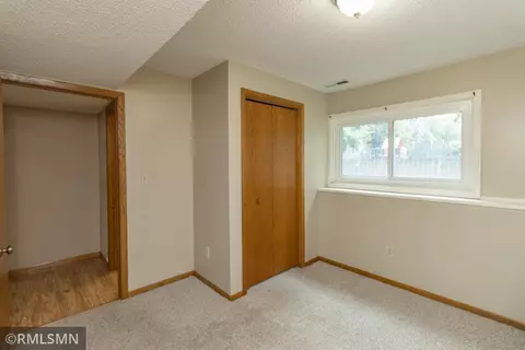 1058 Boston Hill Rd, Eagan, MN 55123 photo 31