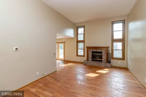 1058 Boston Hill Rd, Eagan, MN 55123 photo 18