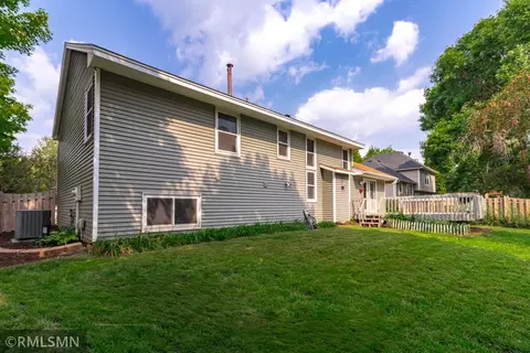 1058 Boston Hill Rd, Eagan, MN 55123 photo 6
