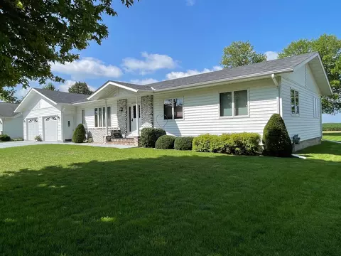 206 S Range Rd, Springfield, MN 56087 photo 2
