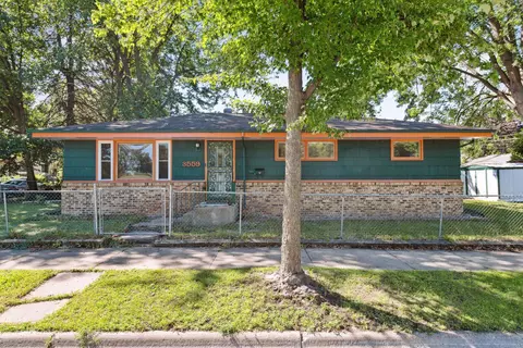 3559 Irving Ave N, Minneapolis, MN 55412