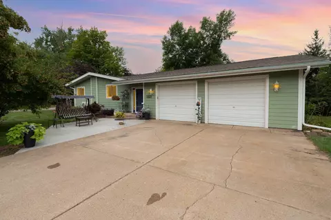 605 Lake St NE, Pine City, MN 55063