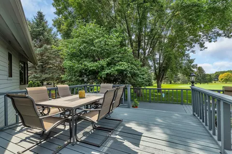 284 23rd St SE, Willmar, MN 56201 photo 4